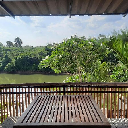 Chasorn Riverside Resort Ban Huai Maenam Noi Exterior photo