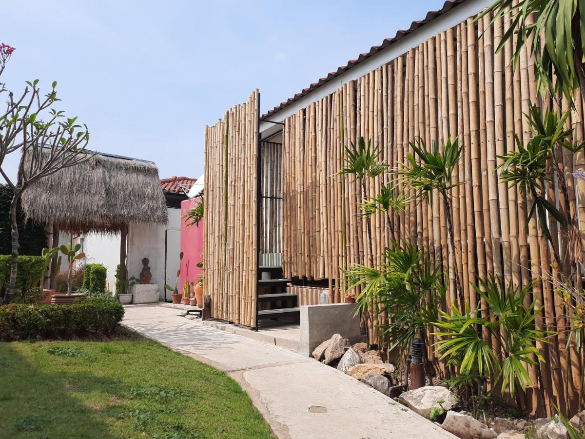 Chasorn Riverside Resort Ban Huai Maenam Noi Exterior photo