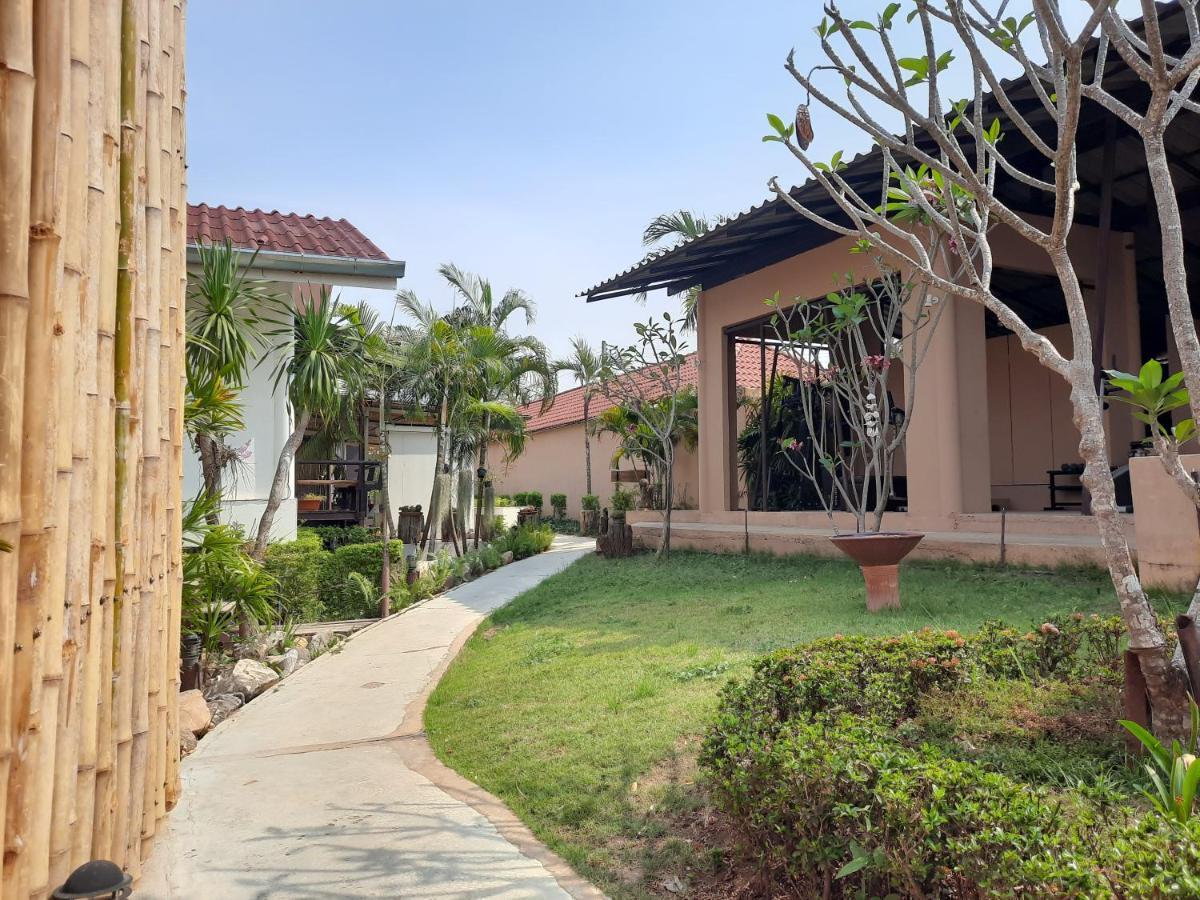 Chasorn Riverside Resort Ban Huai Maenam Noi Exterior photo