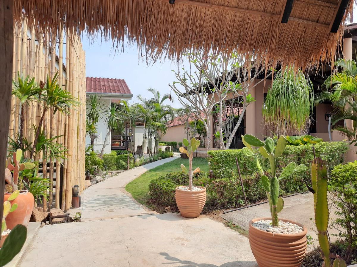 Chasorn Riverside Resort Ban Huai Maenam Noi Exterior photo