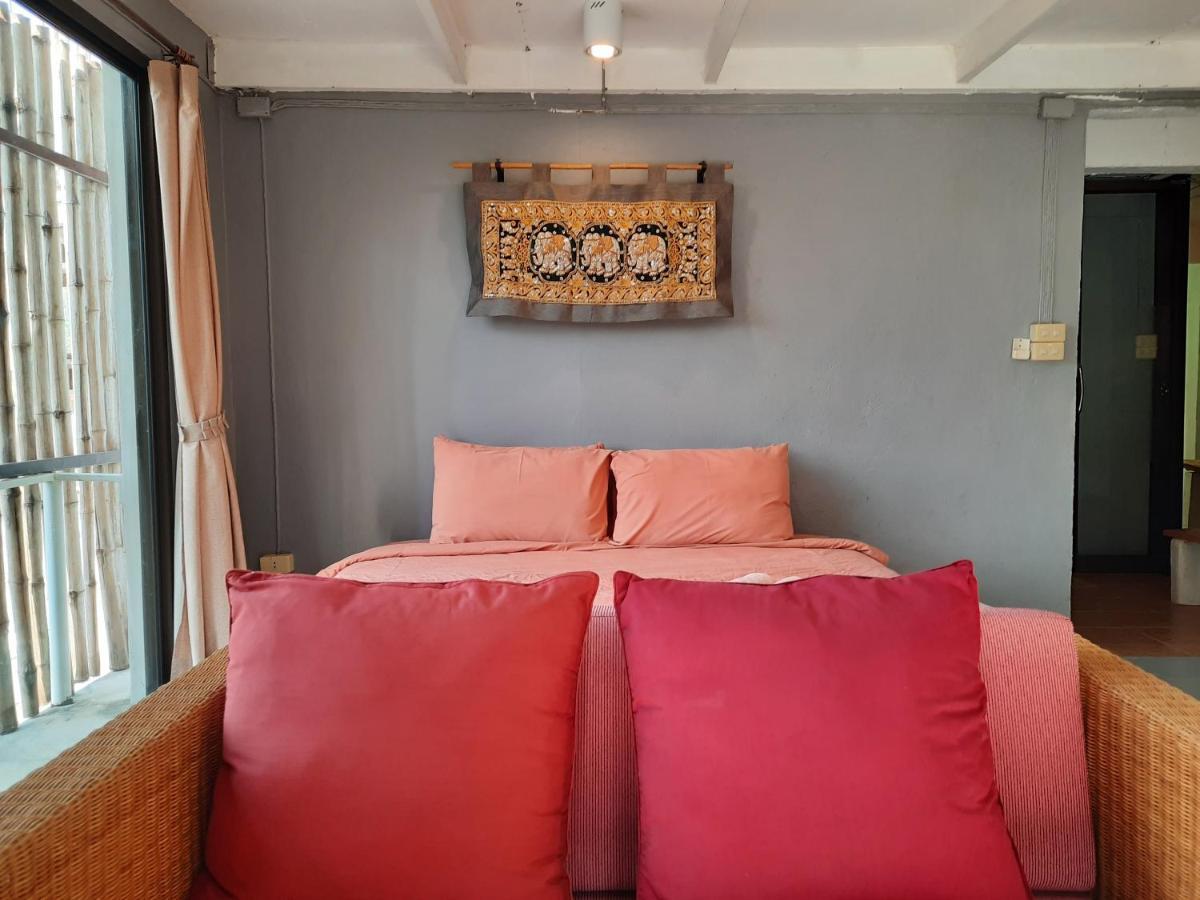 Chasorn Riverside Resort Ban Huai Maenam Noi Exterior photo
