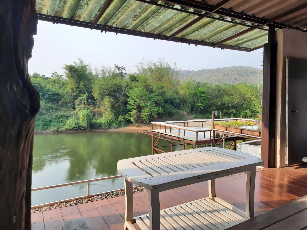 Chasorn Riverside Resort Ban Huai Maenam Noi Exterior photo